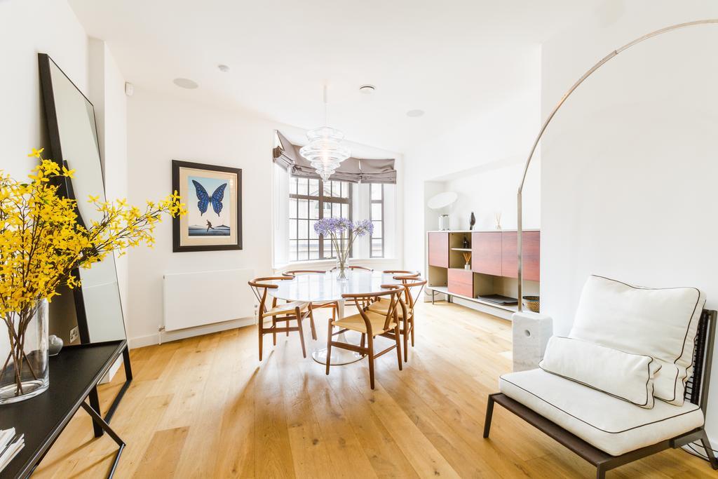 Cockspur Street, 3 bedrooms Londen Buitenkant foto